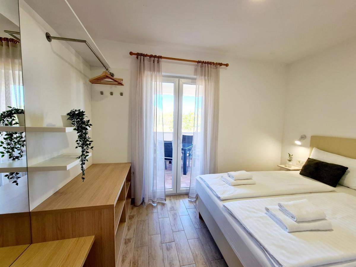 Orkula Apartments Pašman Екстериор снимка