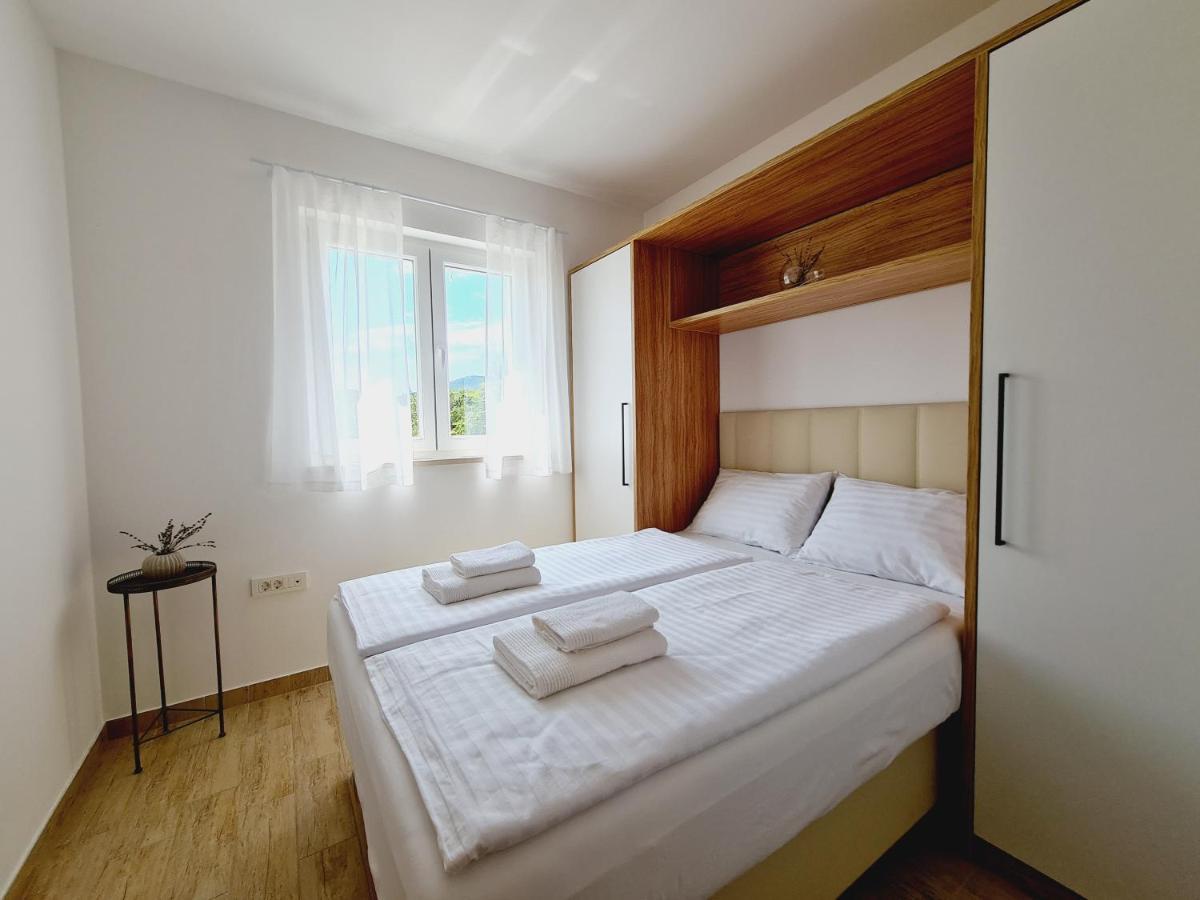 Orkula Apartments Pašman Екстериор снимка