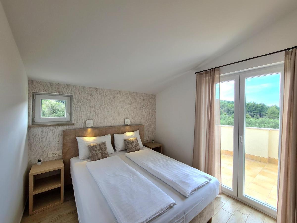 Orkula Apartments Pašman Екстериор снимка
