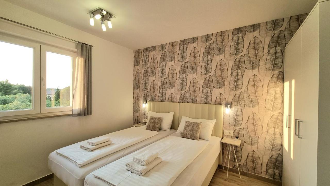 Orkula Apartments Pašman Екстериор снимка