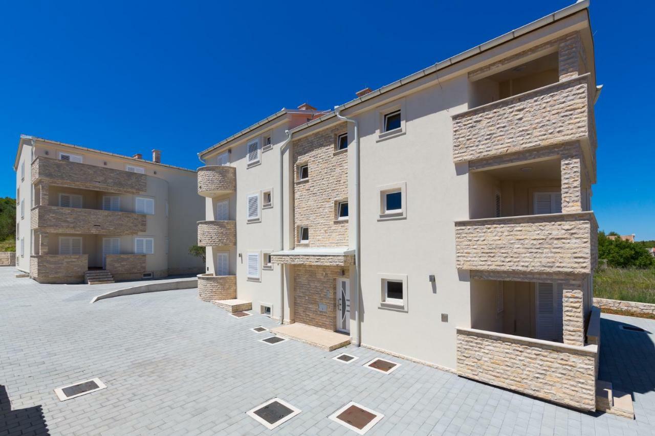 Orkula Apartments Pašman Екстериор снимка